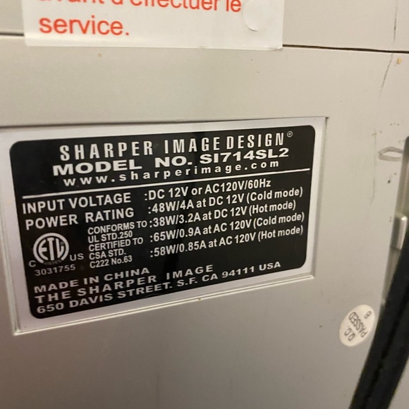 Brookstone mini fridge hot and cold - Picture 10 of 14